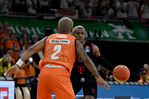 着大量观众 着大量观众