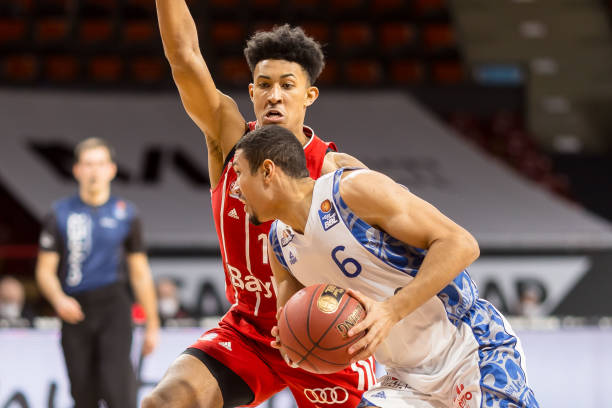 申京在战术 申京在战术