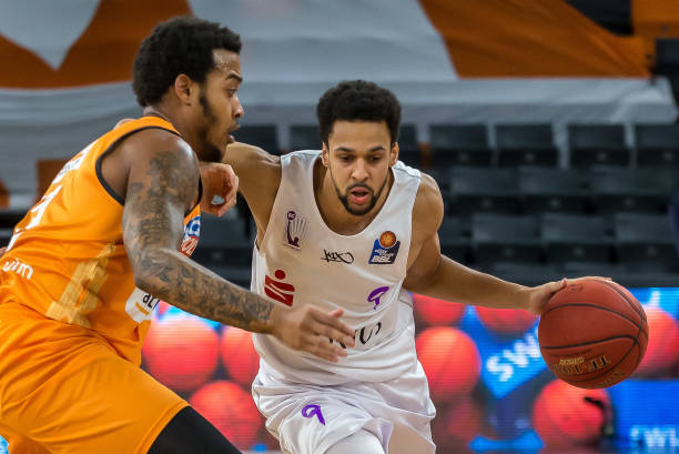 肖国栋跃升 肖国栋跃升