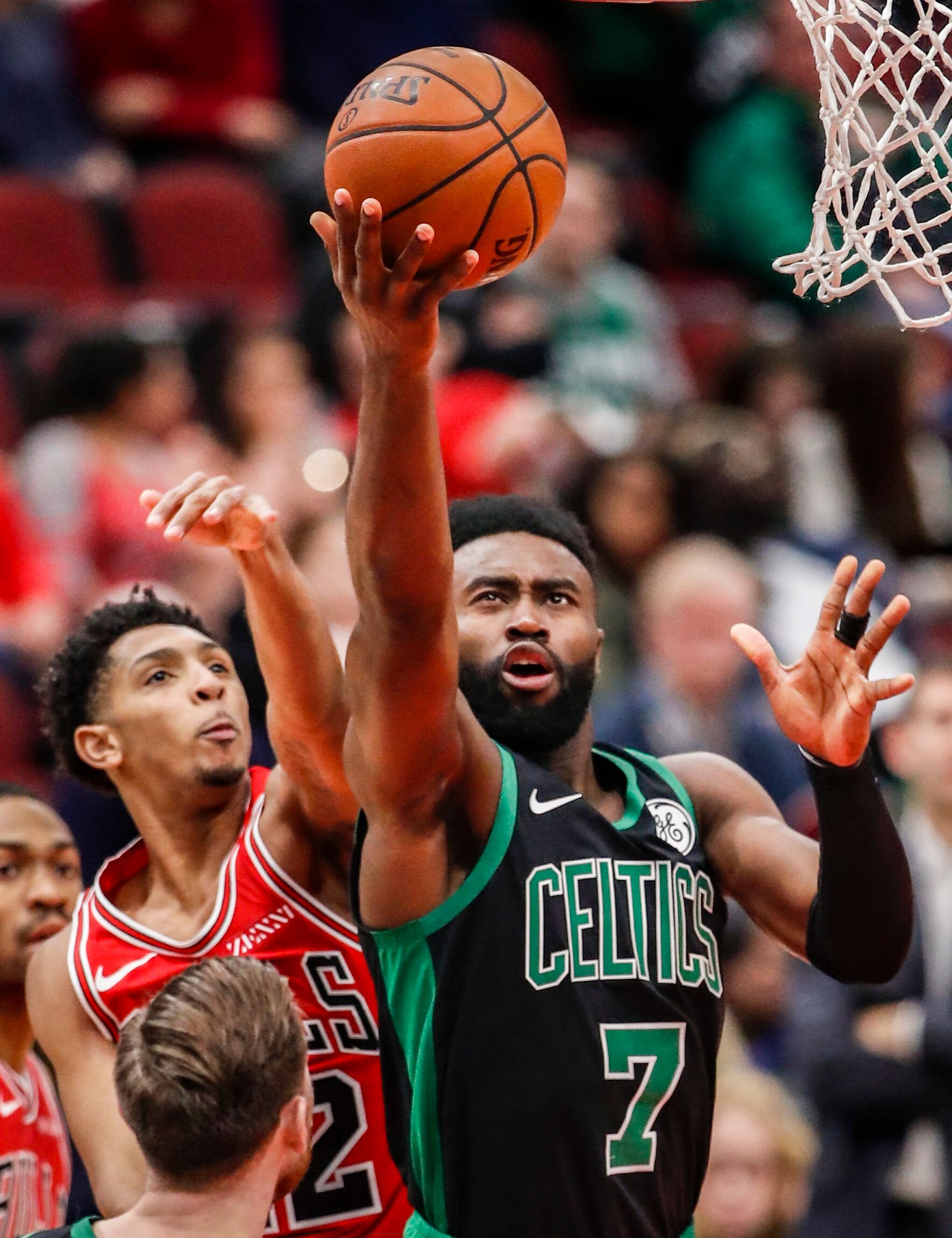 本次国际汽 本次国际汽