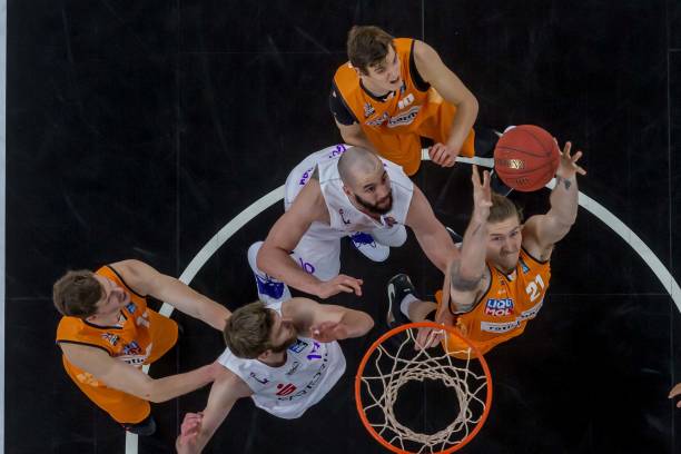 在这场三方 在这场三方